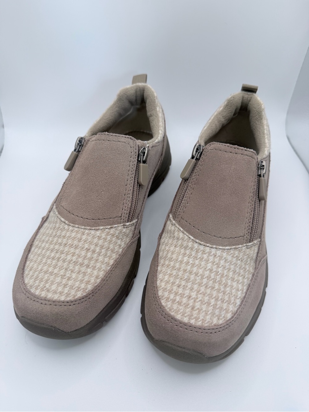 Lands' End Women's All Weather Insulated Suede Zip Moc Shoes Size 8B NWOT